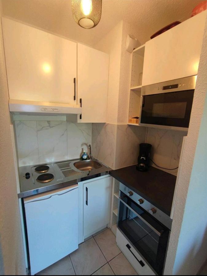 Apartment 2 Pieces Proche + Parking
